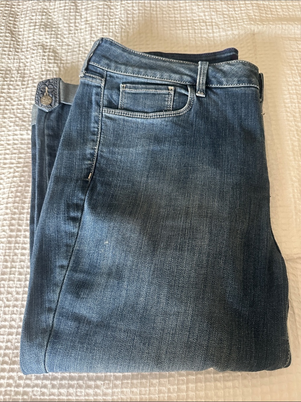 Classic NYDJ Blue Denim Cropped Jeans